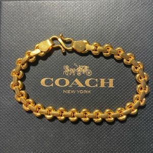 Yellow gold toned link bracelet #4